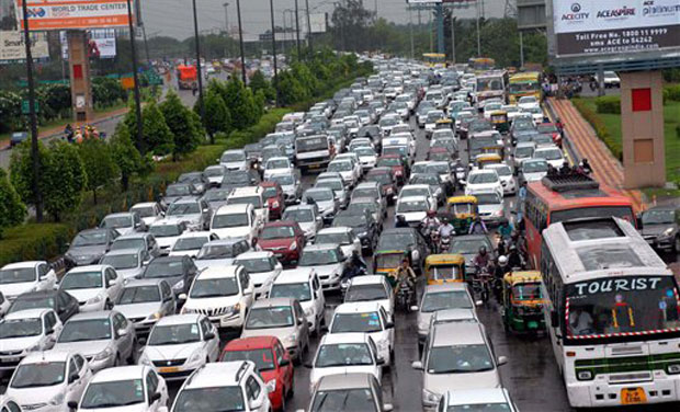 Traffic in Delhi (Photo: PTI) Traffic in Delhi (Photo: PTI)